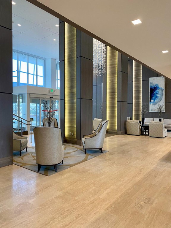 Point of Americas II - Residential