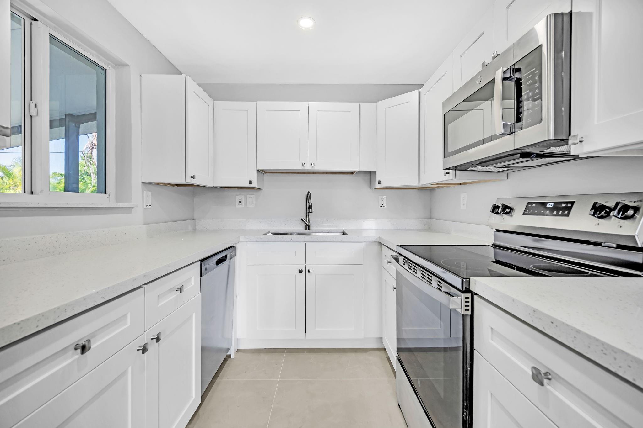 Beautifully renovated 3-bedroom, 1-bath single-family home with high-end finishes and modern charm. This home features a brand-new roof, new A/C, and new impact windows – all completed with permits. The bright open layout showcases large format tile flooring, a fully updated kitchen with white shaker cabinets, quartz countertops, and stainless steel appliances. The bathroom has been tastefully remodeled with contemporary fixtures. Enjoy a spacious, fenced backyard with mature trees and a screened-in patio—perfect for outdoor living. Easy to show and move-in ready!
No HOA.