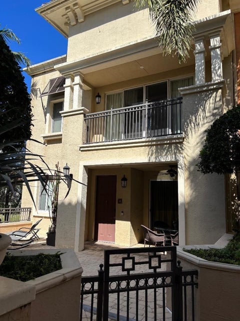 Photo of 2955 NW 126 Avenue #219-5, Sunrise, FL 33323 (MLS # F10551145)