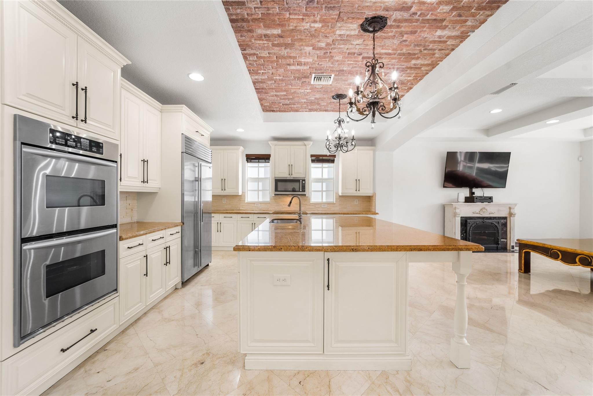 Heron Bay - Banyan Isles - Residential