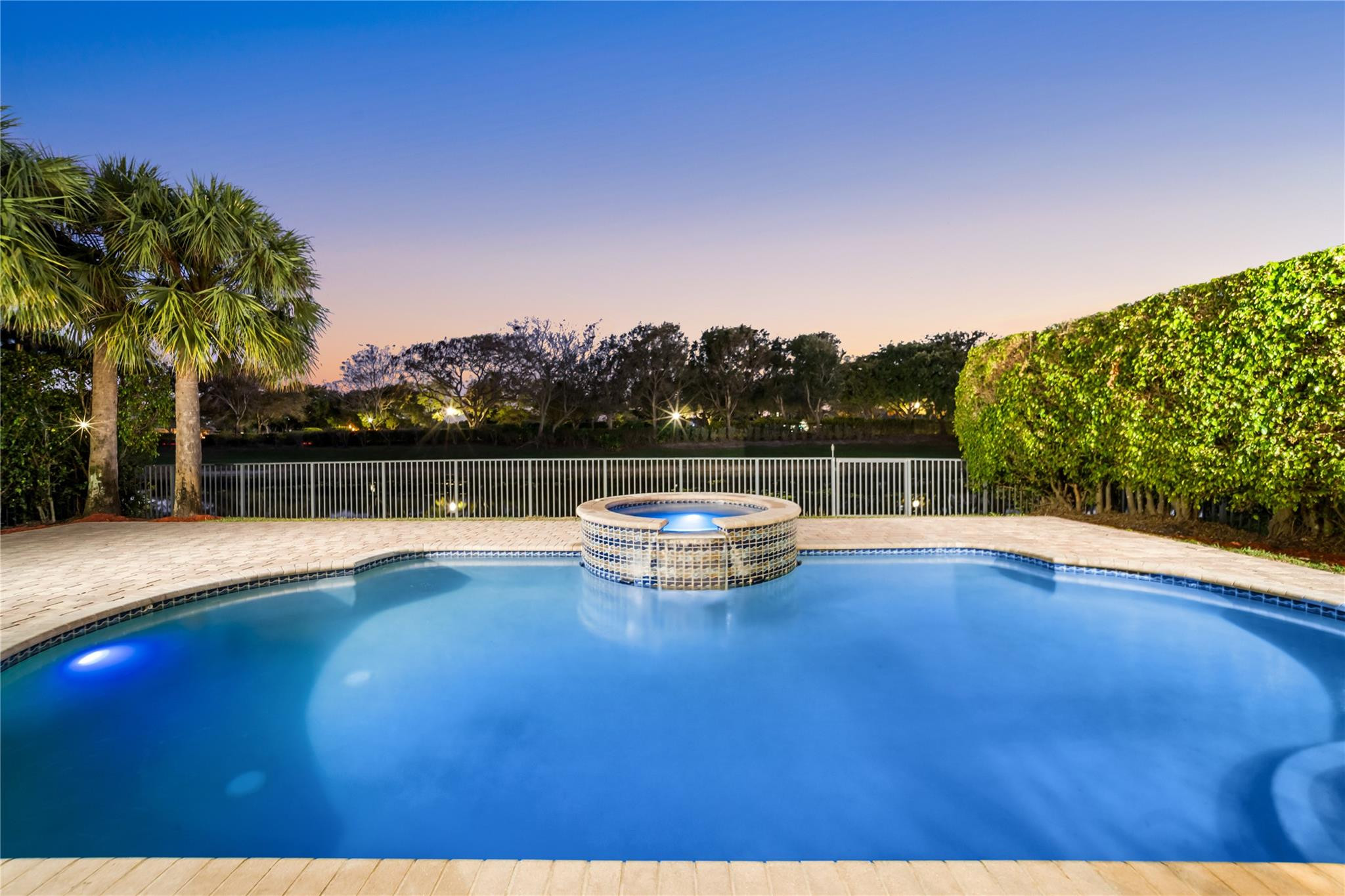 Heron Bay - Banyan Isles - Residential