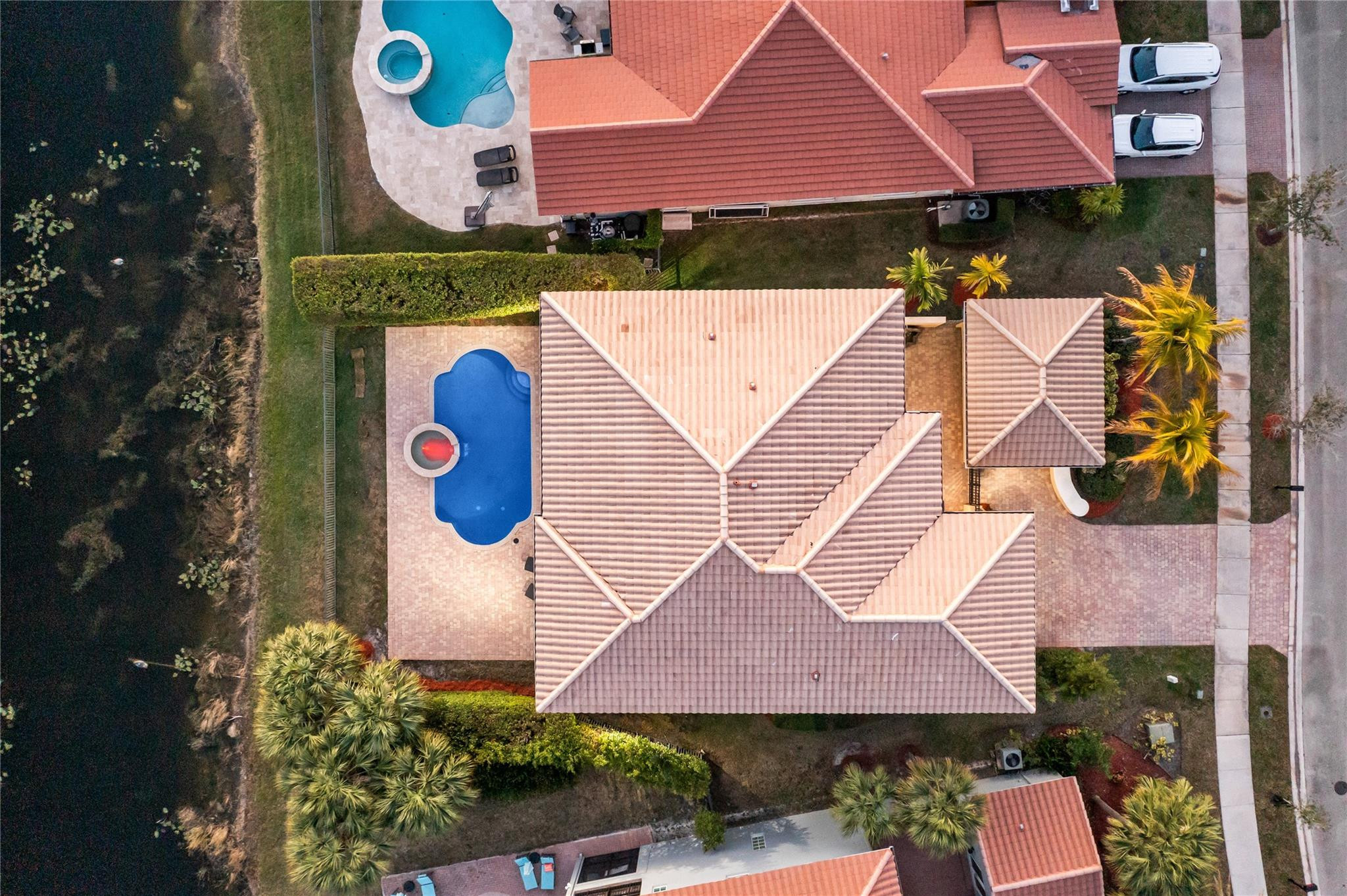 Heron Bay - Banyan Isles - Residential