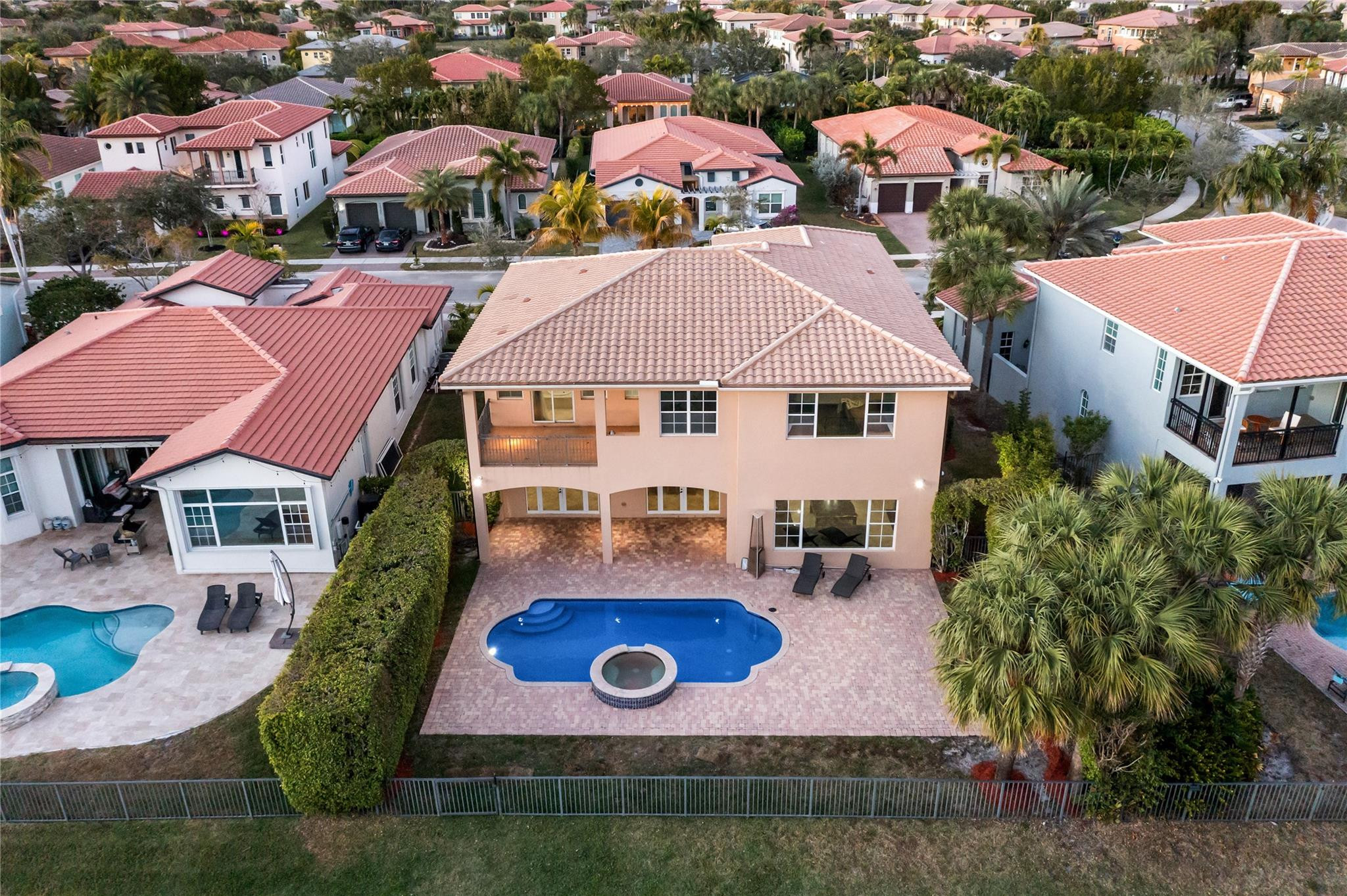 Heron Bay - Banyan Isles - Residential