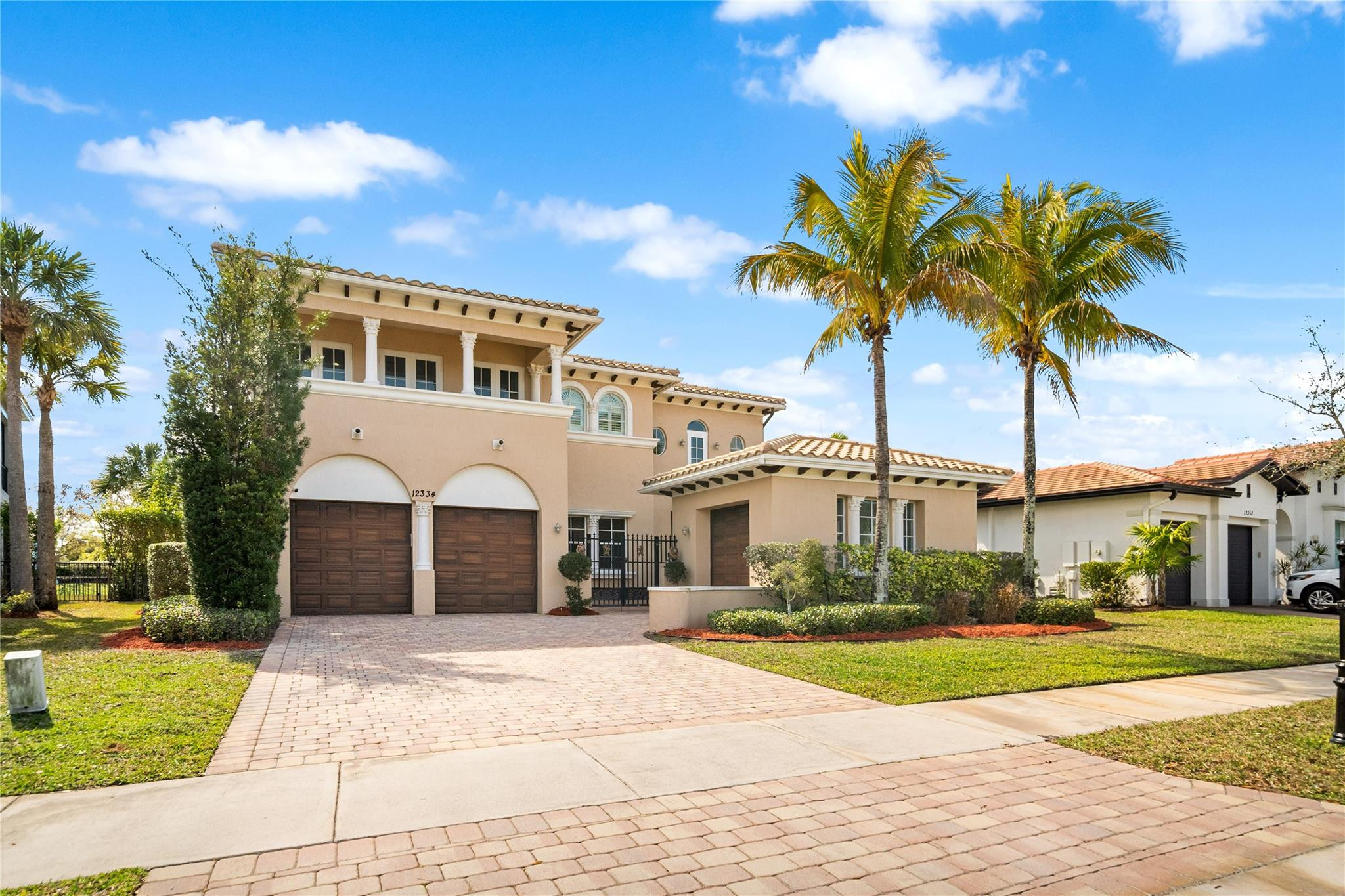 Heron Bay - Banyan Isles - Residential