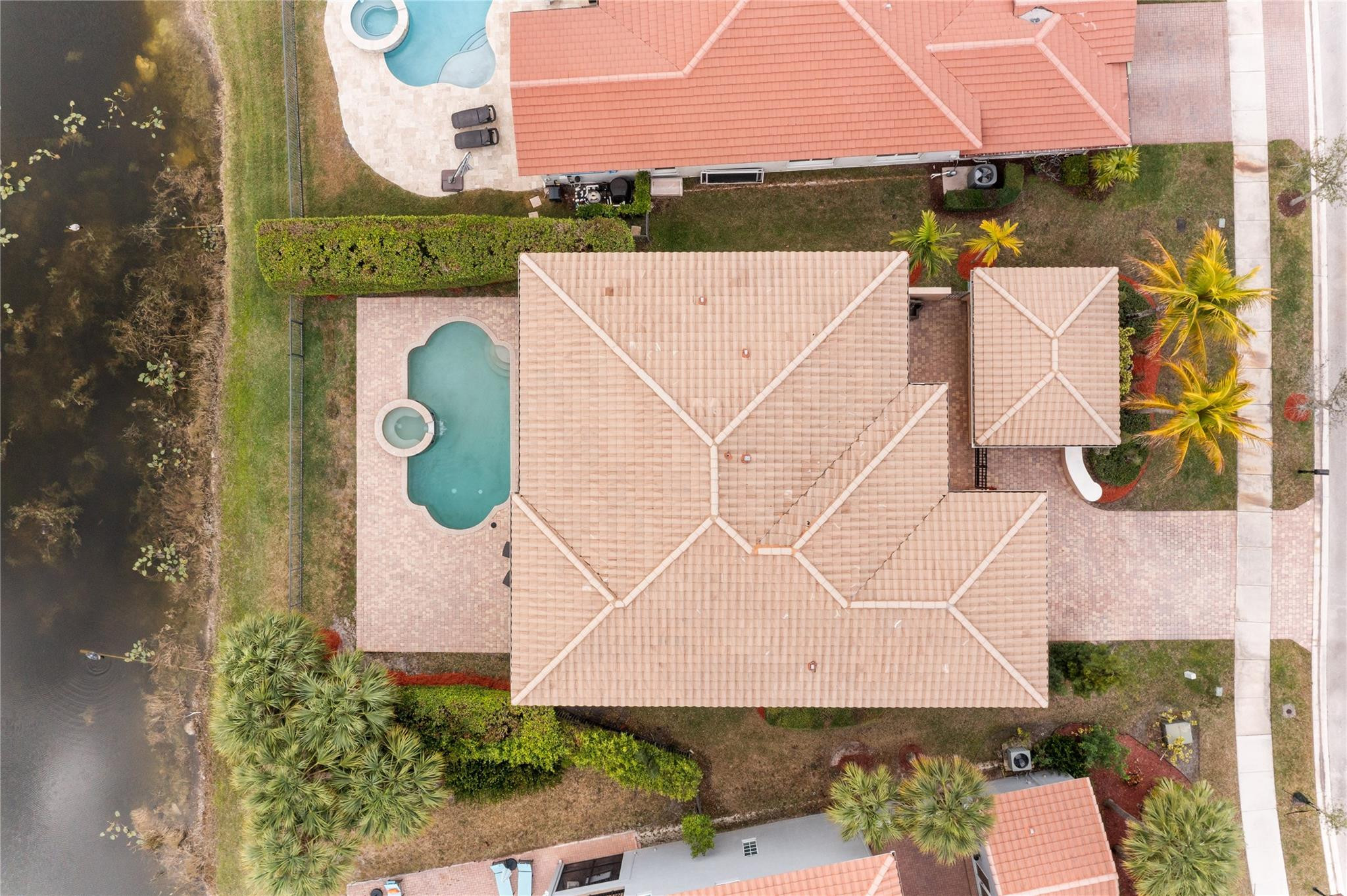 Heron Bay - Banyan Isles - Residential