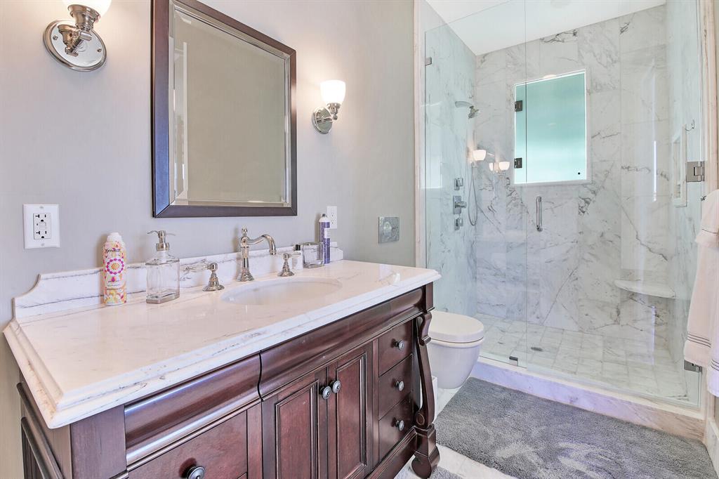 BARROW ISLAND AT JONATHAN - Residential