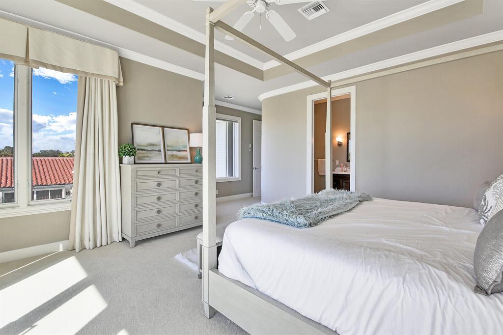 BARROW ISLAND AT JONATHAN - Residential