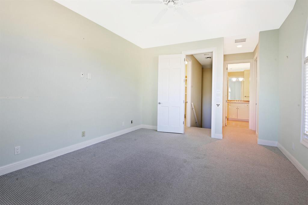 BARROW ISLAND AT JONATHAN - Residential