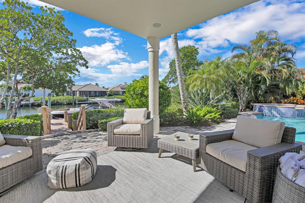 BARROW ISLAND AT JONATHAN - Residential