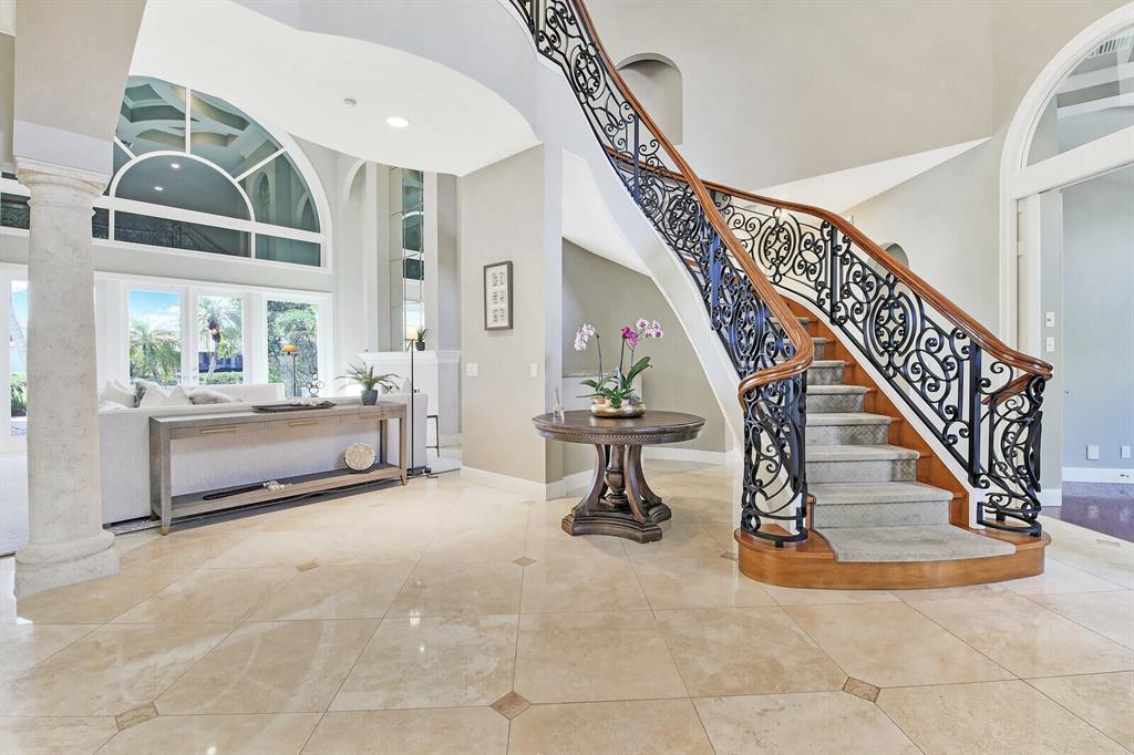 BARROW ISLAND AT JONATHAN - Residential