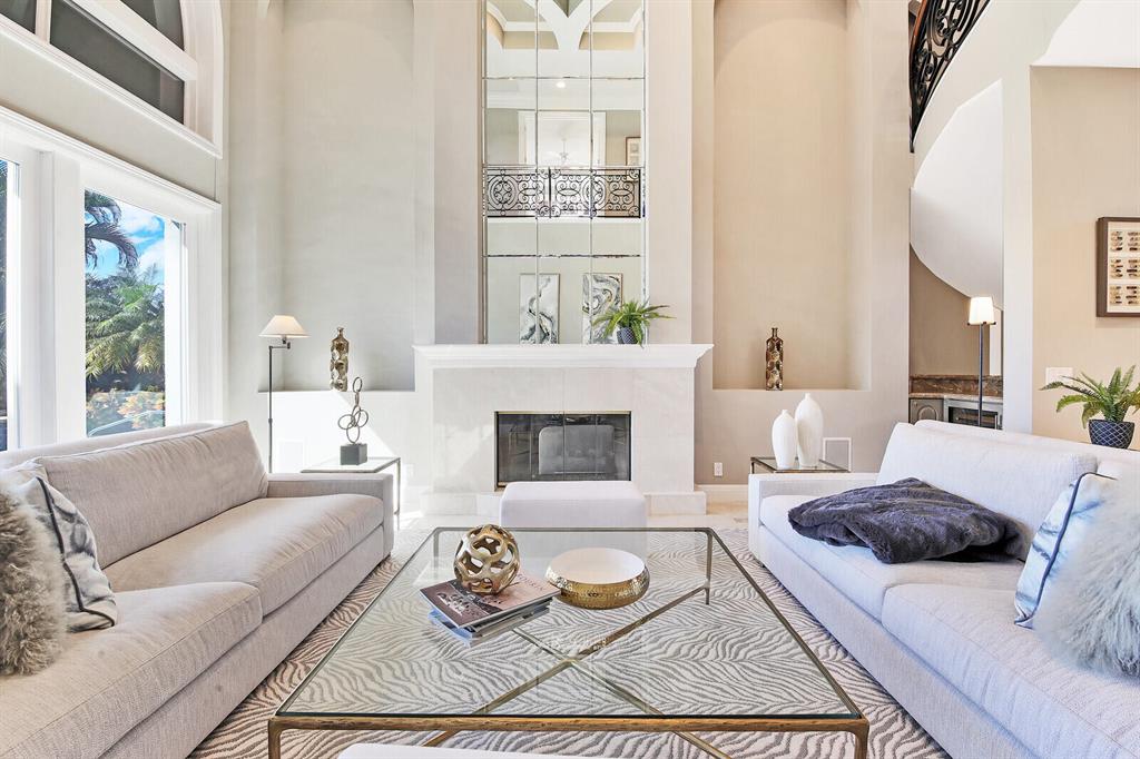 BARROW ISLAND AT JONATHAN - Residential