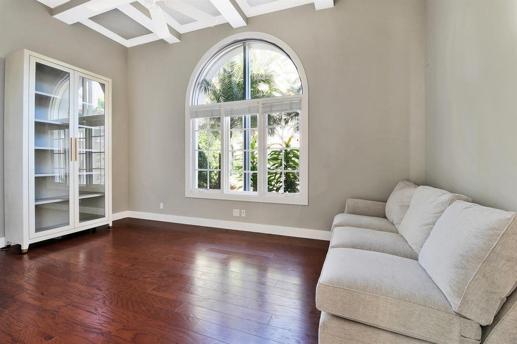 BARROW ISLAND AT JONATHAN - Residential