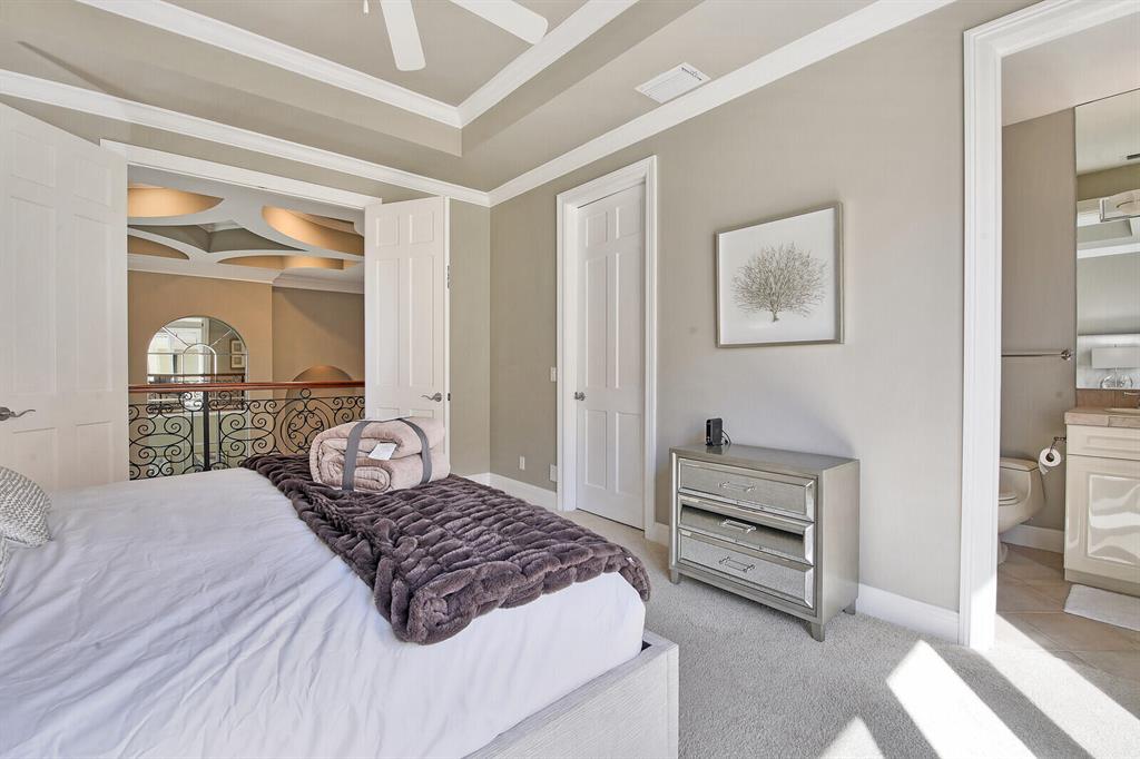 BARROW ISLAND AT JONATHAN - Residential