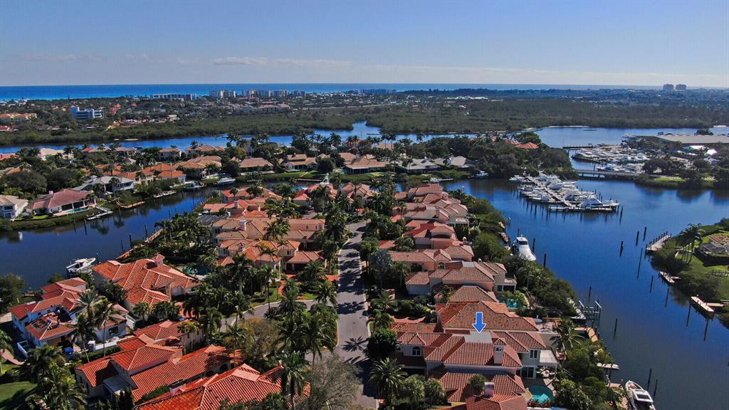 BARROW ISLAND AT JONATHAN - Residential