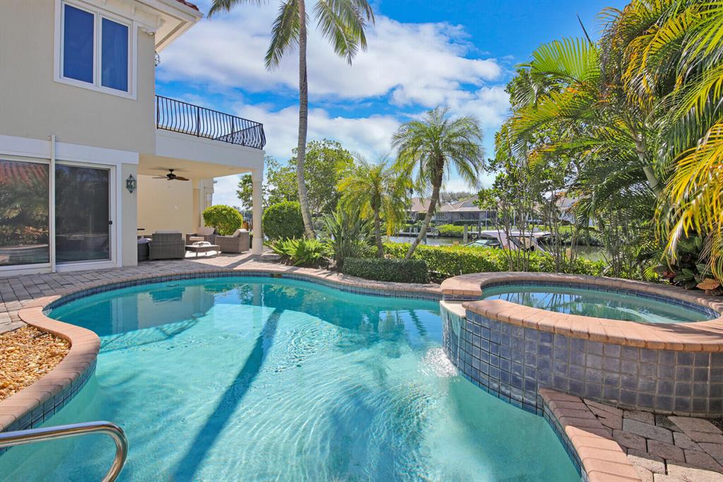 BARROW ISLAND AT JONATHAN - Residential