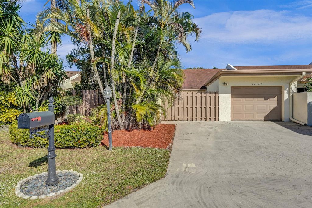 Photo of 21760 Contado Road, Boca Raton, FL 33433 (MLS # F10474819)