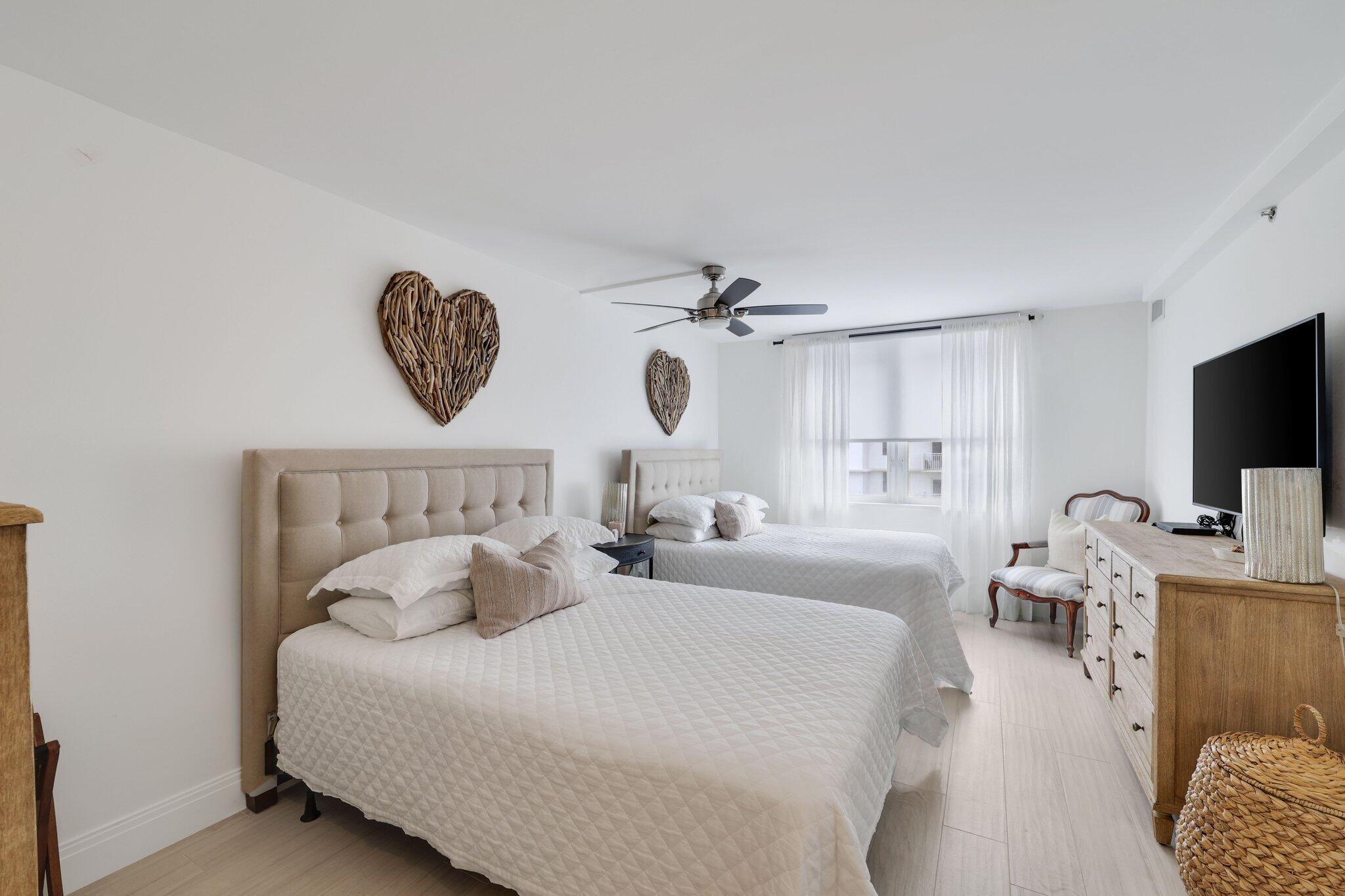 AMBASSADORS V NORTH CONDO - Residential