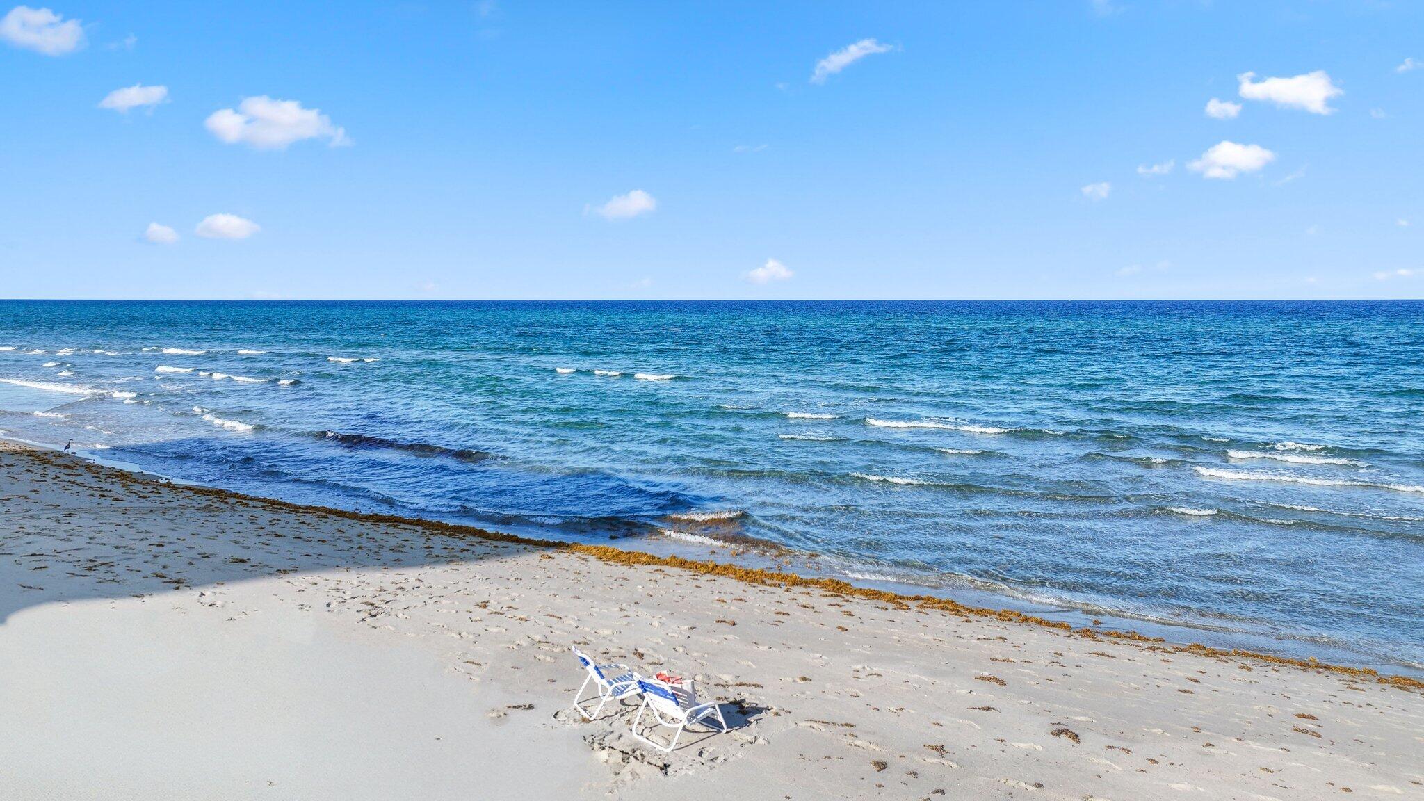 AMBASSADORS V NORTH CONDO - Residential