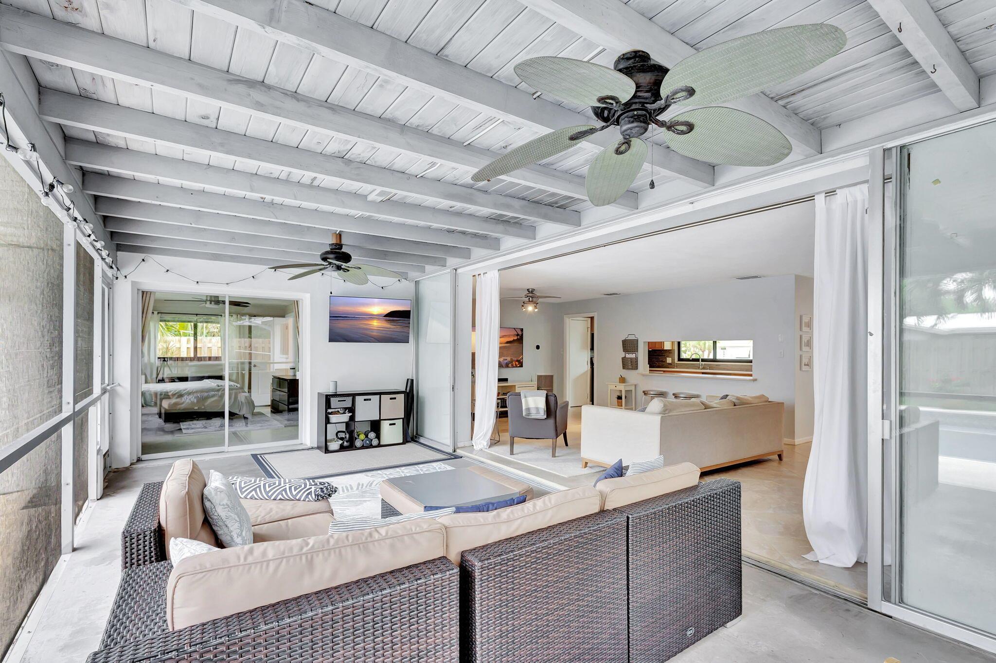 PALM BEACH GARDENS 3 - Residential