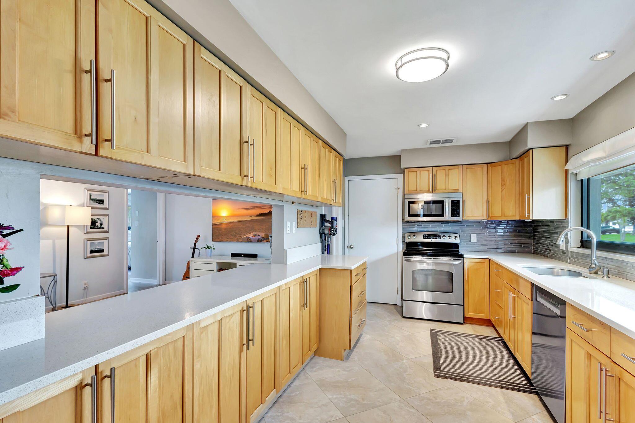 PALM BEACH GARDENS 3 - Residential