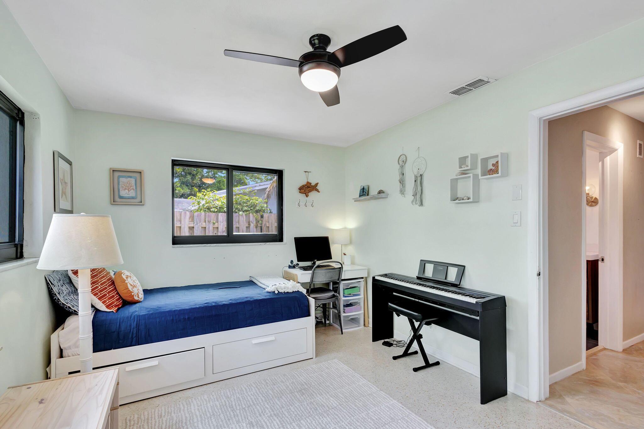 PALM BEACH GARDENS 3 - Residential