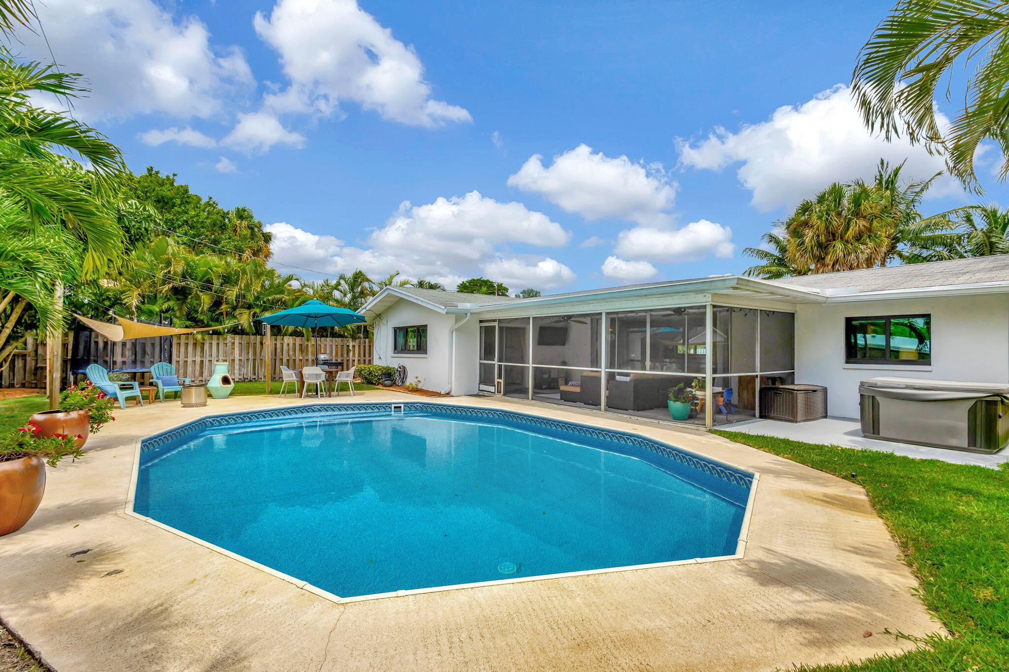 PALM BEACH GARDENS 3 - Residential