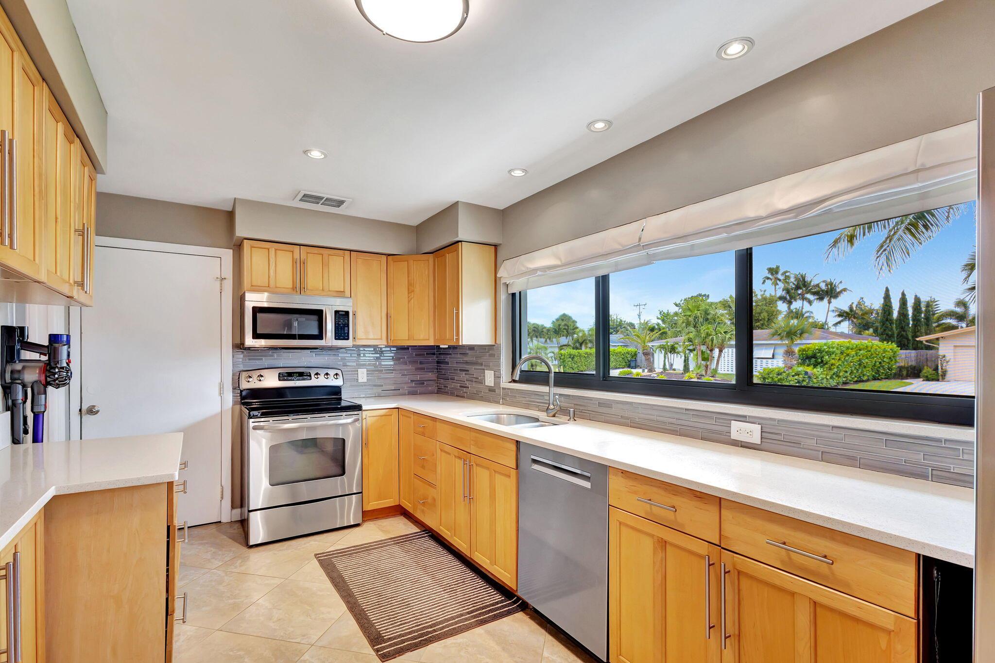 PALM BEACH GARDENS 3 - Residential