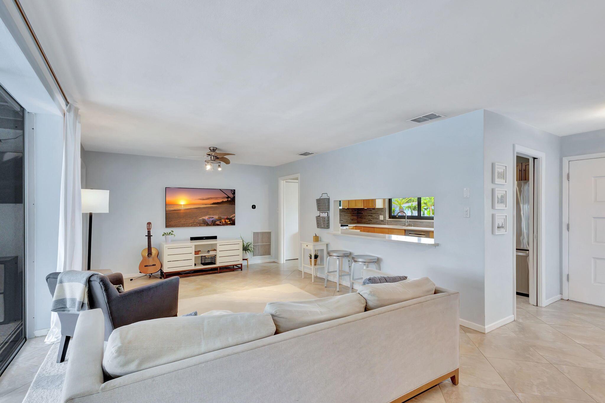 PALM BEACH GARDENS 3 - Residential