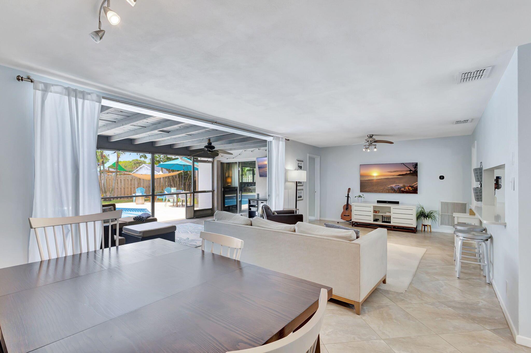 PALM BEACH GARDENS 3 - Residential