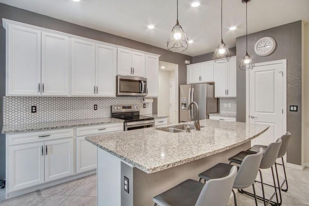 Photo of 2374 Post Street, Palm Springs, FL 33406 (MLS # B26035450)