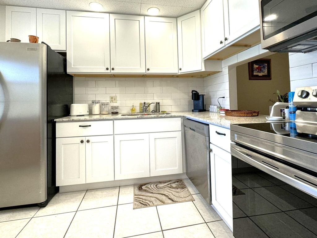Photo of 161 Lake Anne Drive #161, West Palm Beach, FL 33411 (MLS # F10455756)