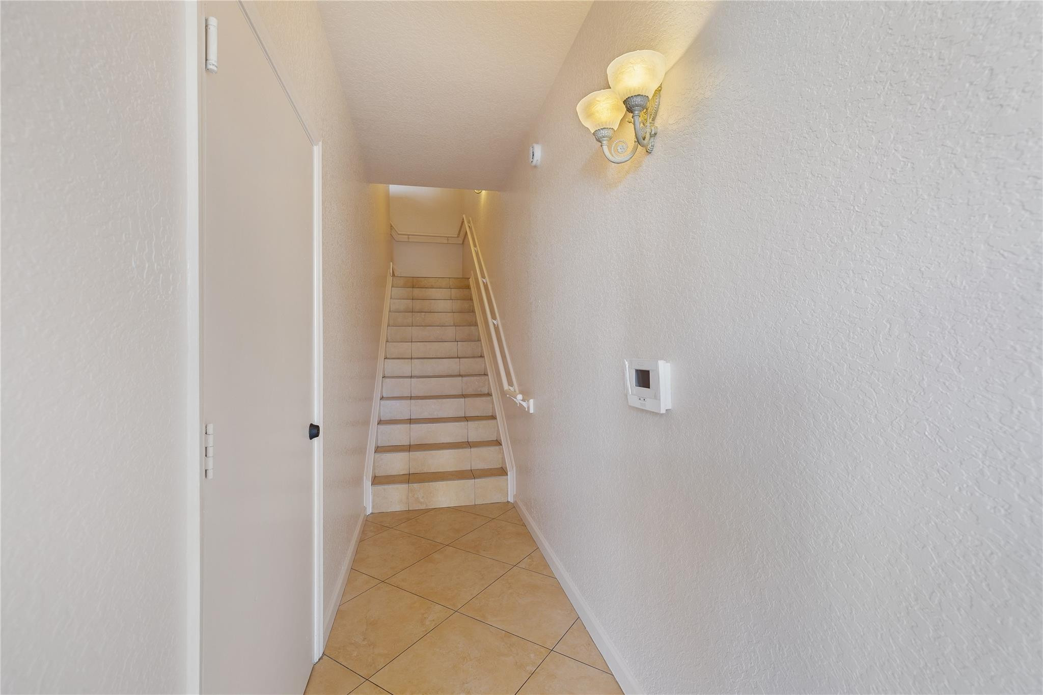 BELMONT AT NORTH LAUDERDA - Residential Lease