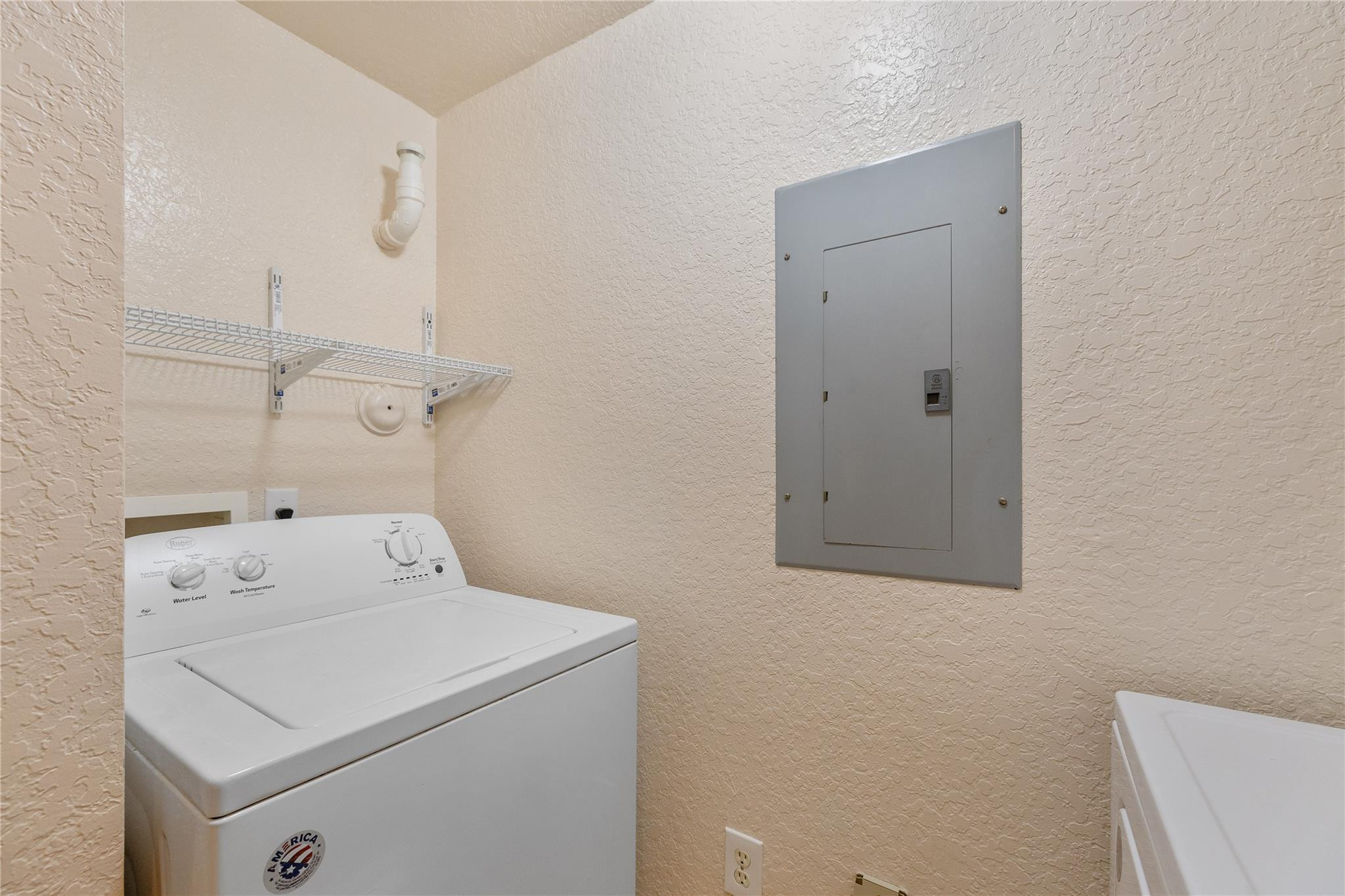 BELMONT AT NORTH LAUDERDA - Residential Lease