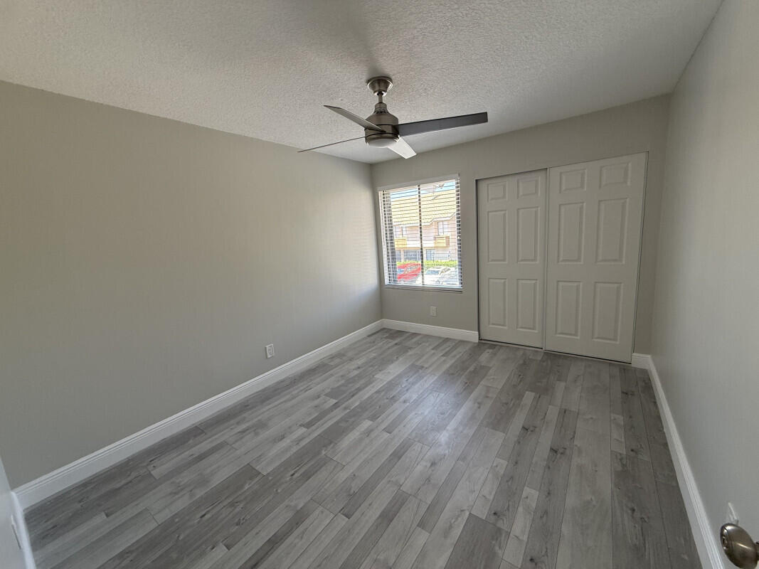 MAPLEWOOD TOWNHOUSES CONDO - Residential Lease