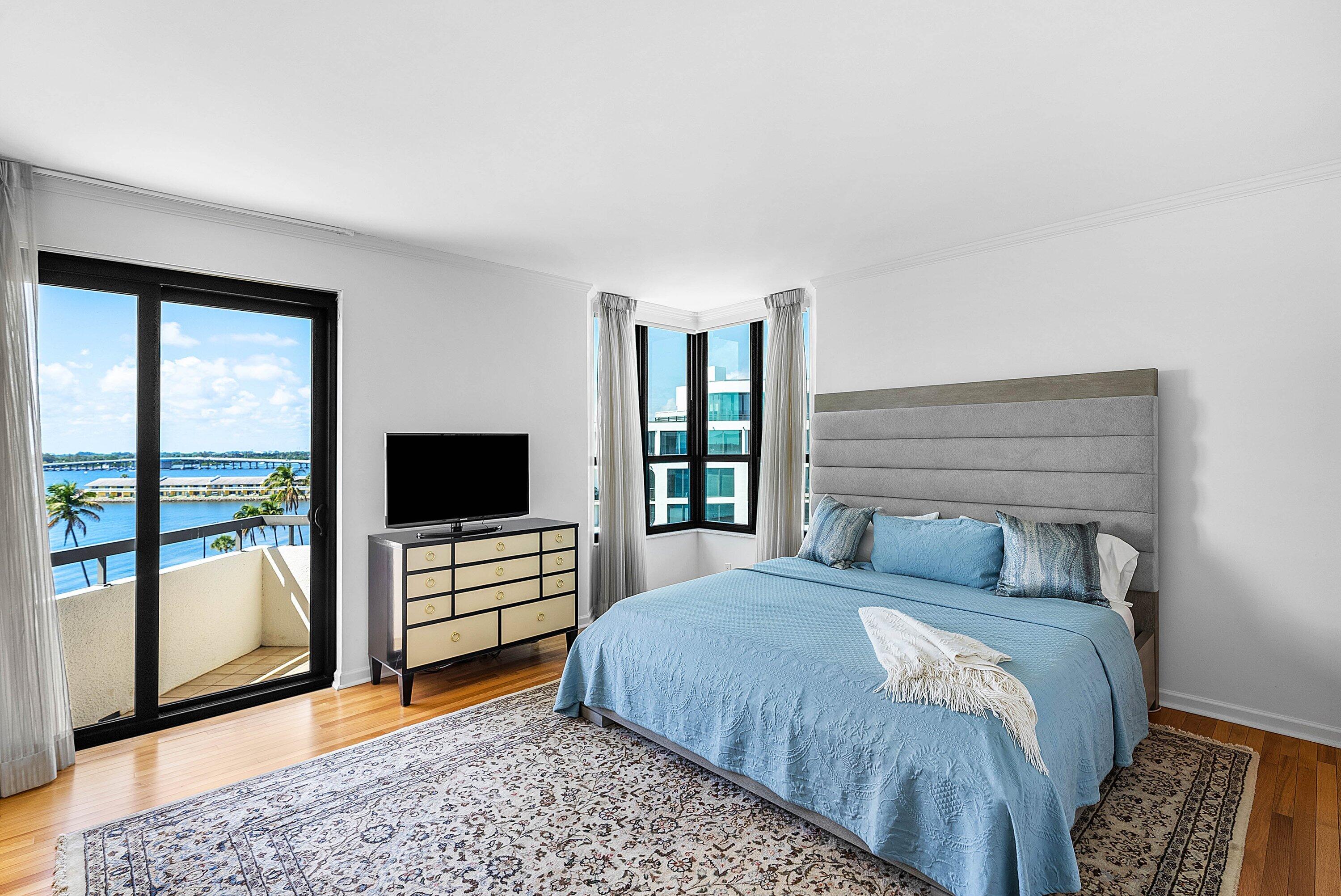 THIRTY ONE TWENTY CONDO - Residential