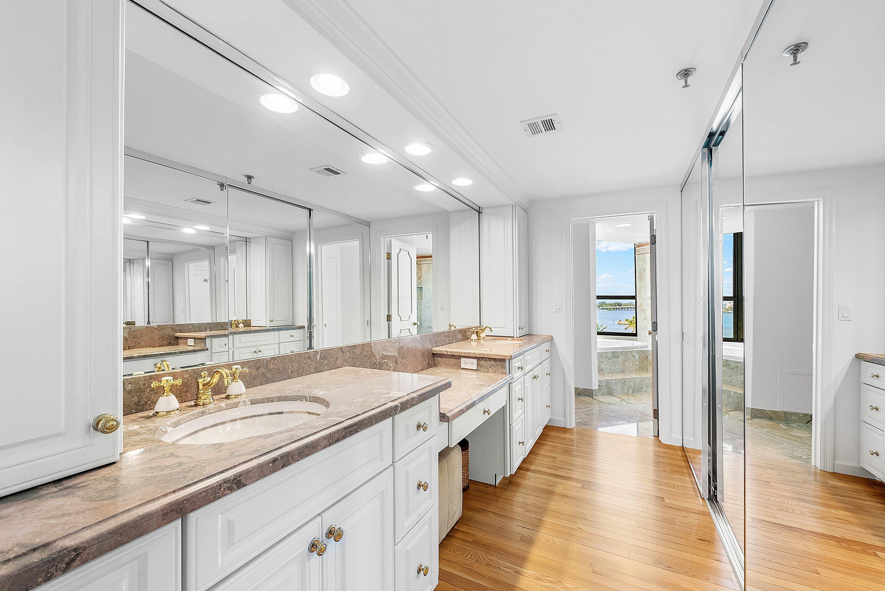 THIRTY ONE TWENTY CONDO - Residential