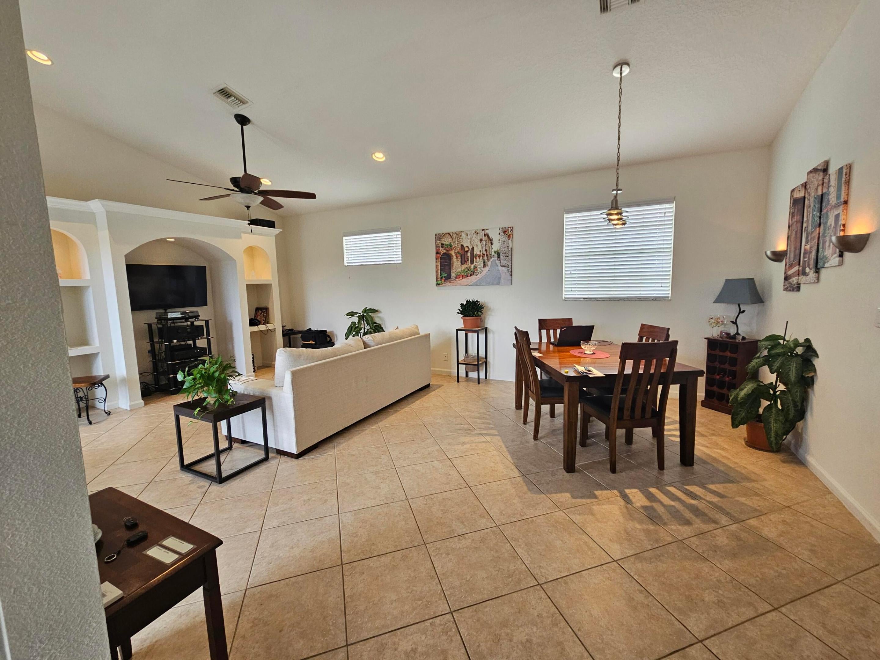 7994 SAW PALMETTO Lane