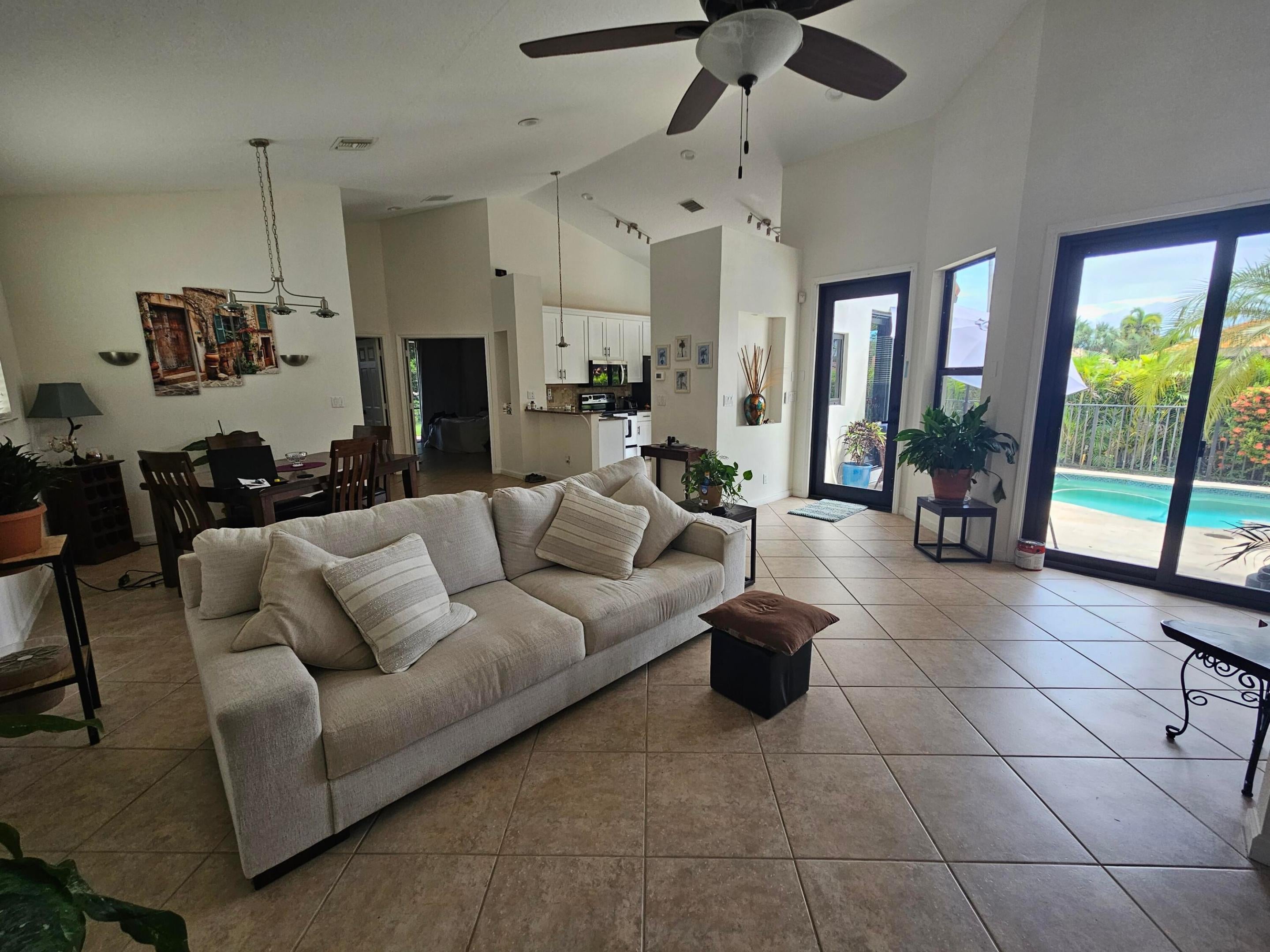 7994 SAW PALMETTO Lane