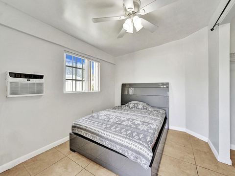 2640 NE 10th Ave Pompano Beach FL 33064