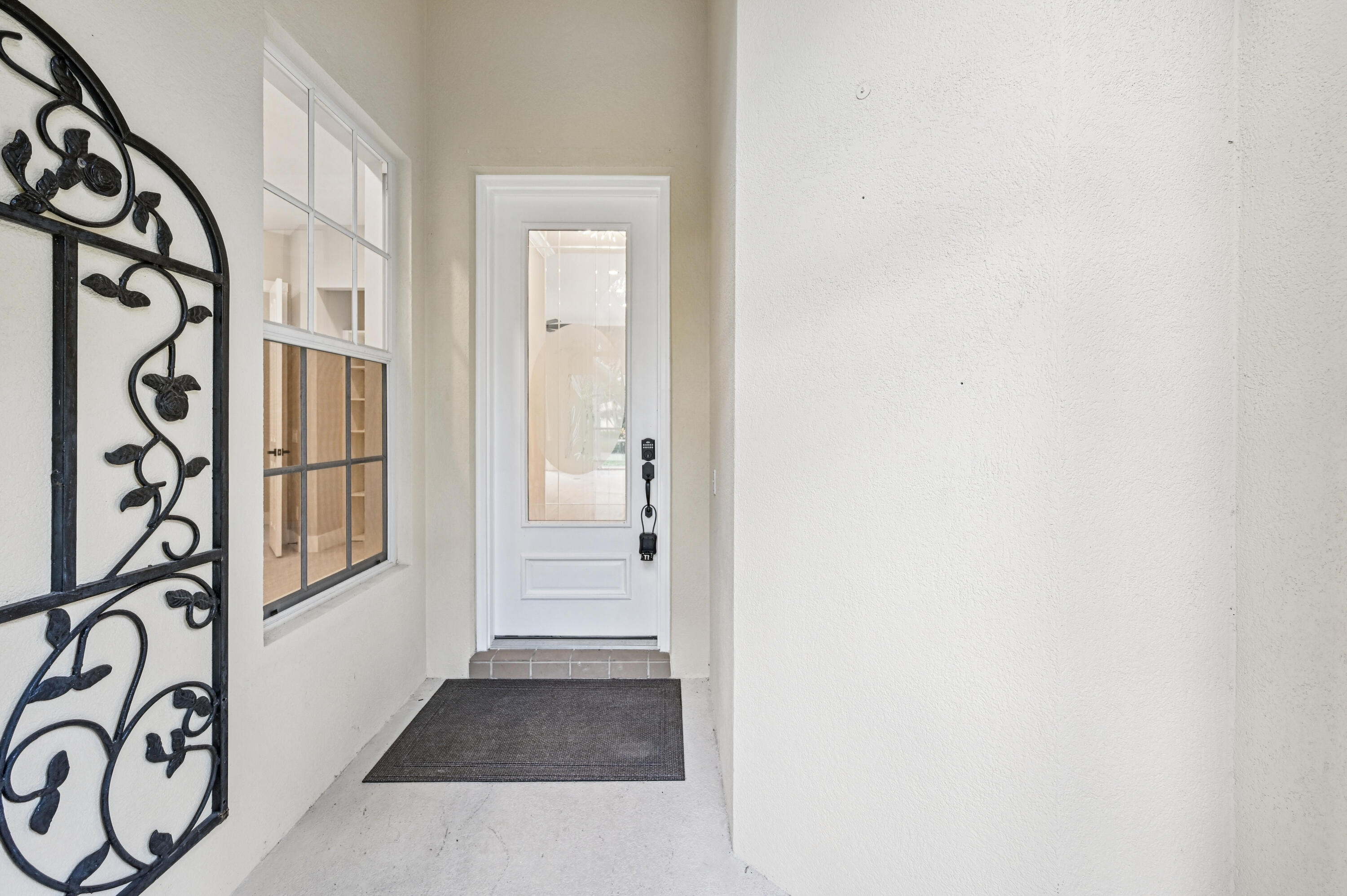 8774 SE Retreat Drive