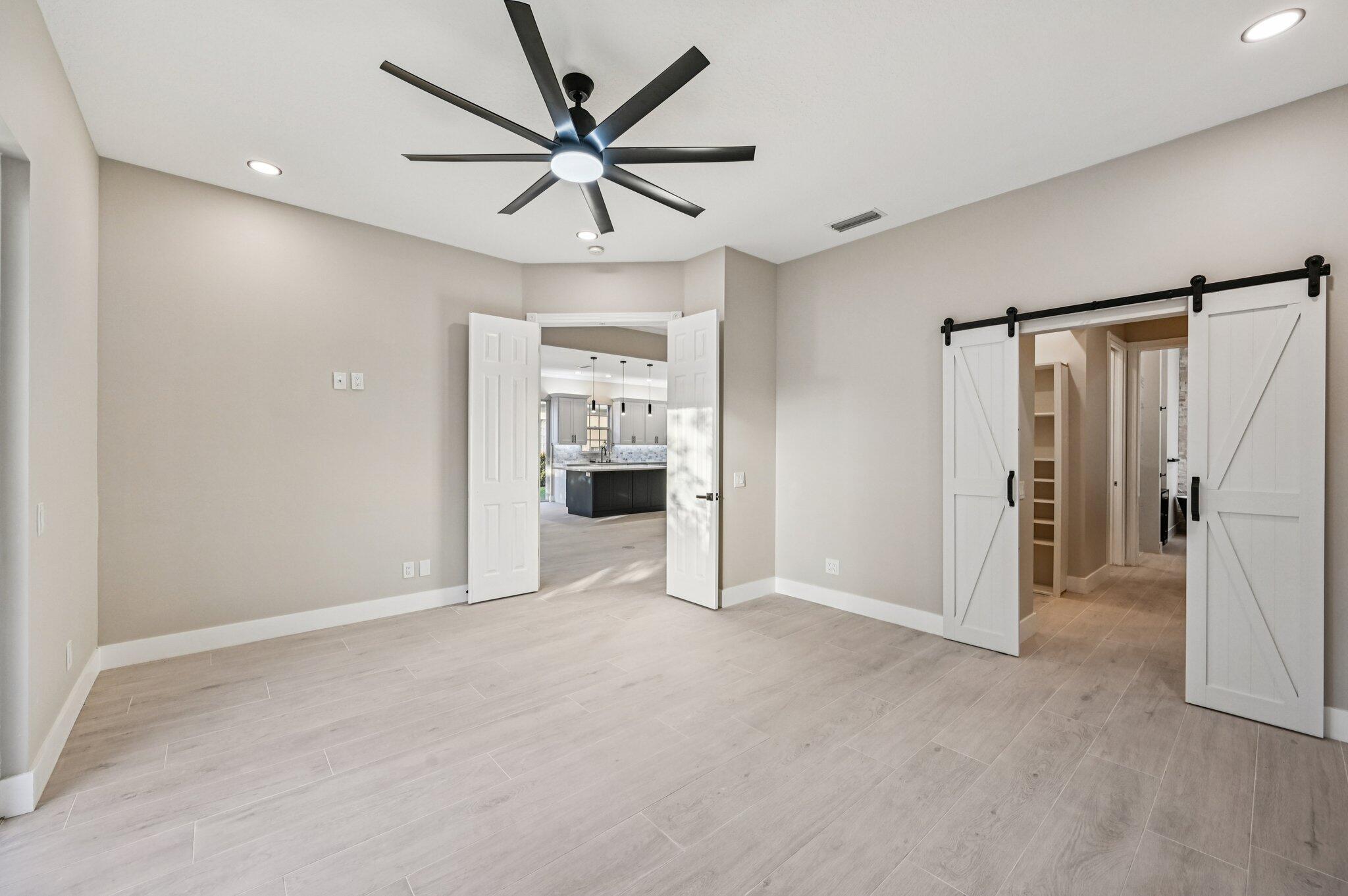 THE RETREAT - Residential