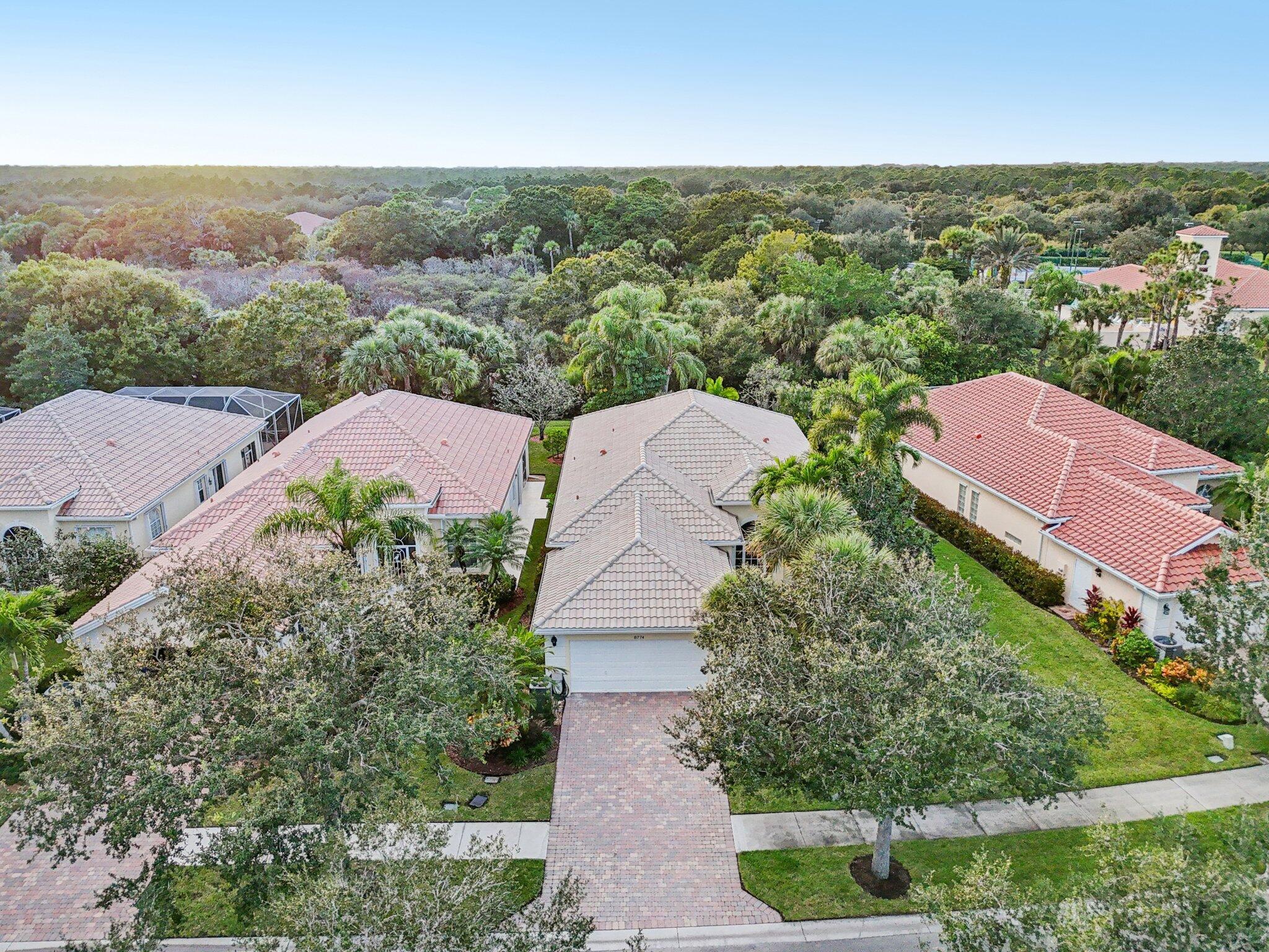 THE RETREAT - Residential