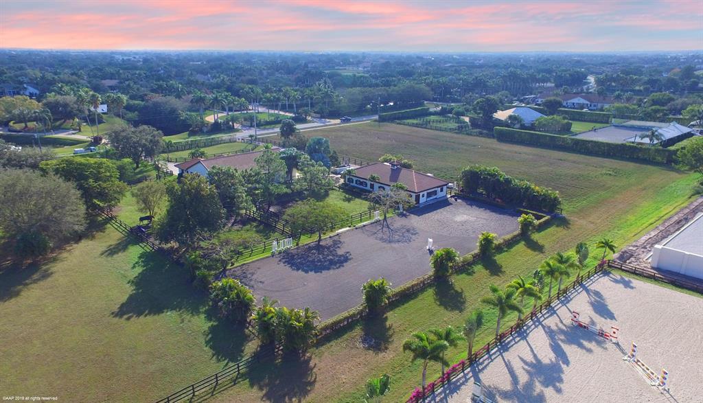 PADDOCK PARK 2 OF WELLINGTON - Residential