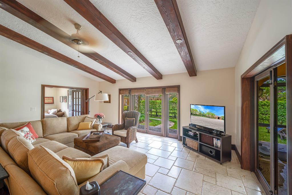 PADDOCK PARK 2 OF WELLINGTON - Residential