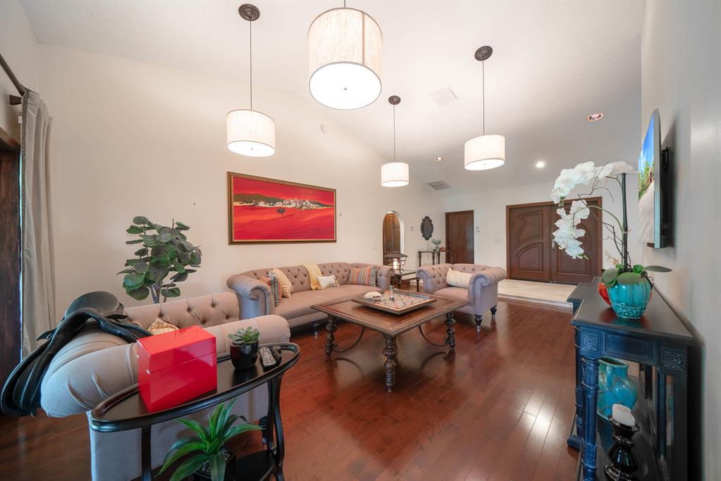 PADDOCK PARK 2 OF WELLINGTON - Residential