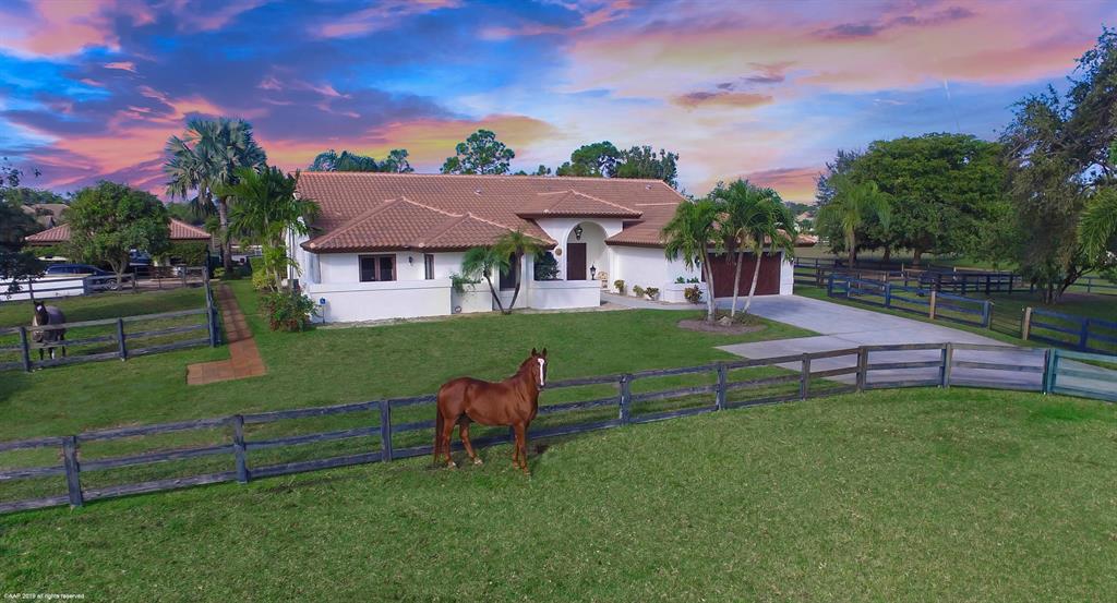 PADDOCK PARK 2 OF WELLINGTON - Residential