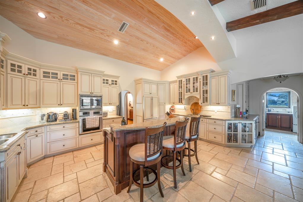 PADDOCK PARK 2 OF WELLINGTON - Residential