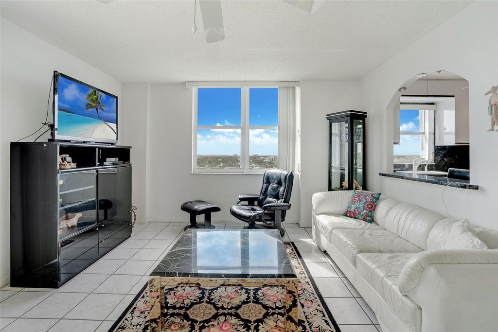 Photo of 101 Briny Avenue #1112, Pompano Beach, FL 33062 (MLS # F10529492)