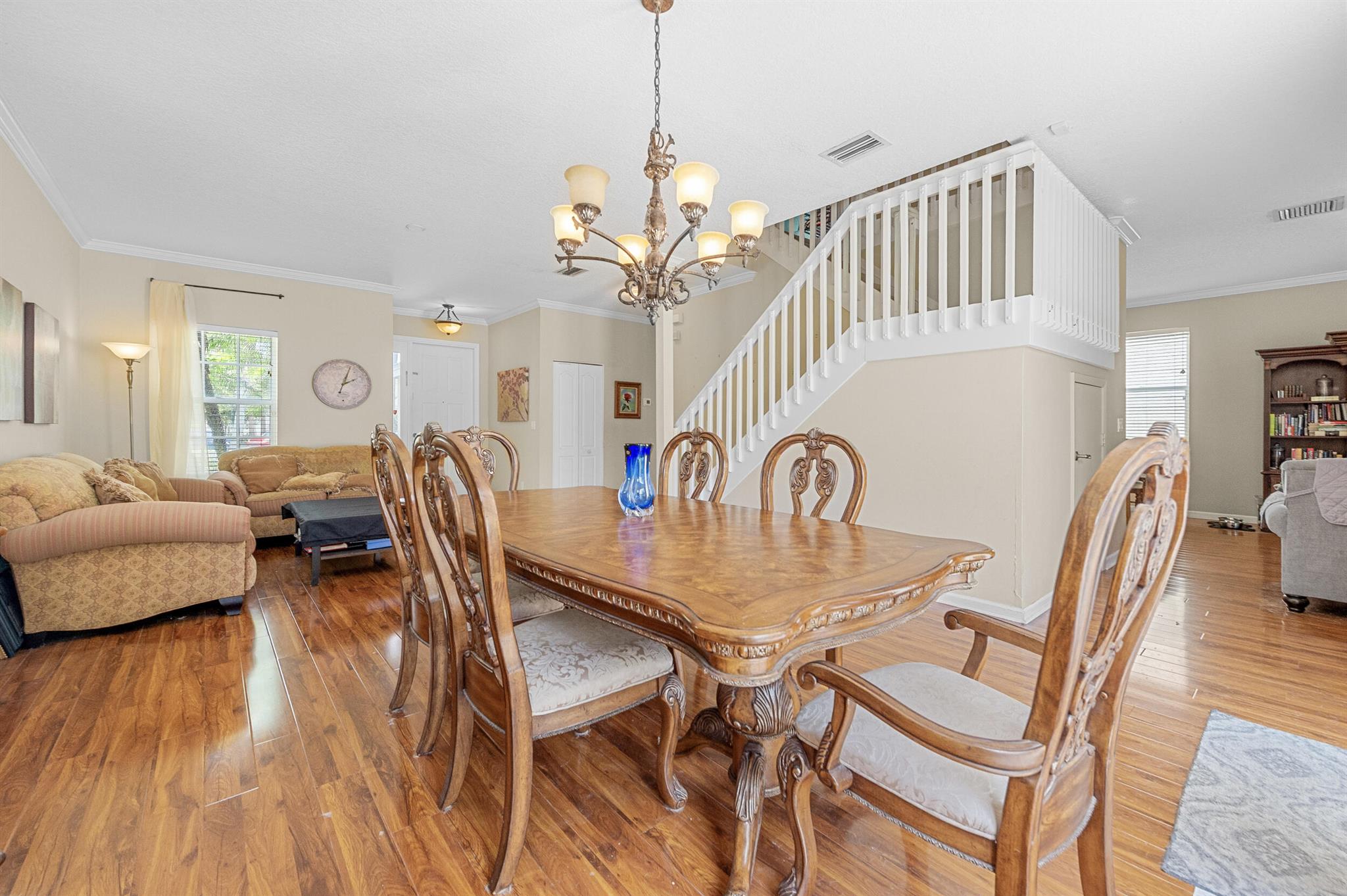 168 Canterbury Place