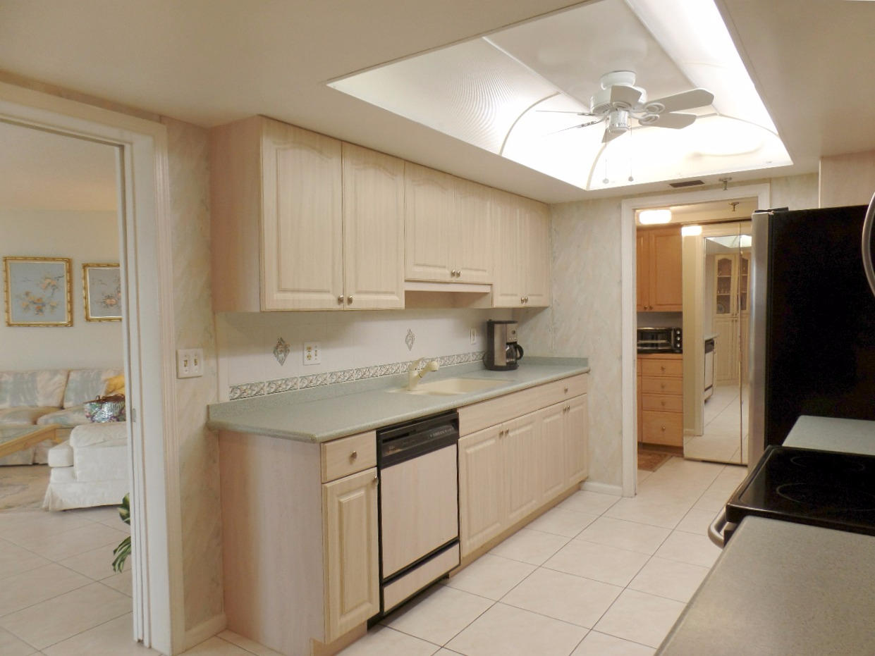 OCEAN VILLAGE - Residential